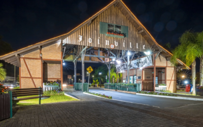Imagens do Pórtico de Joinville e Parque Expoville - Passeios em Joinville - guia jlle SC 02 Imagens do Pórtico de Joinville e Parque Expoville - Passeios em Joinville - guia jlle SC 02