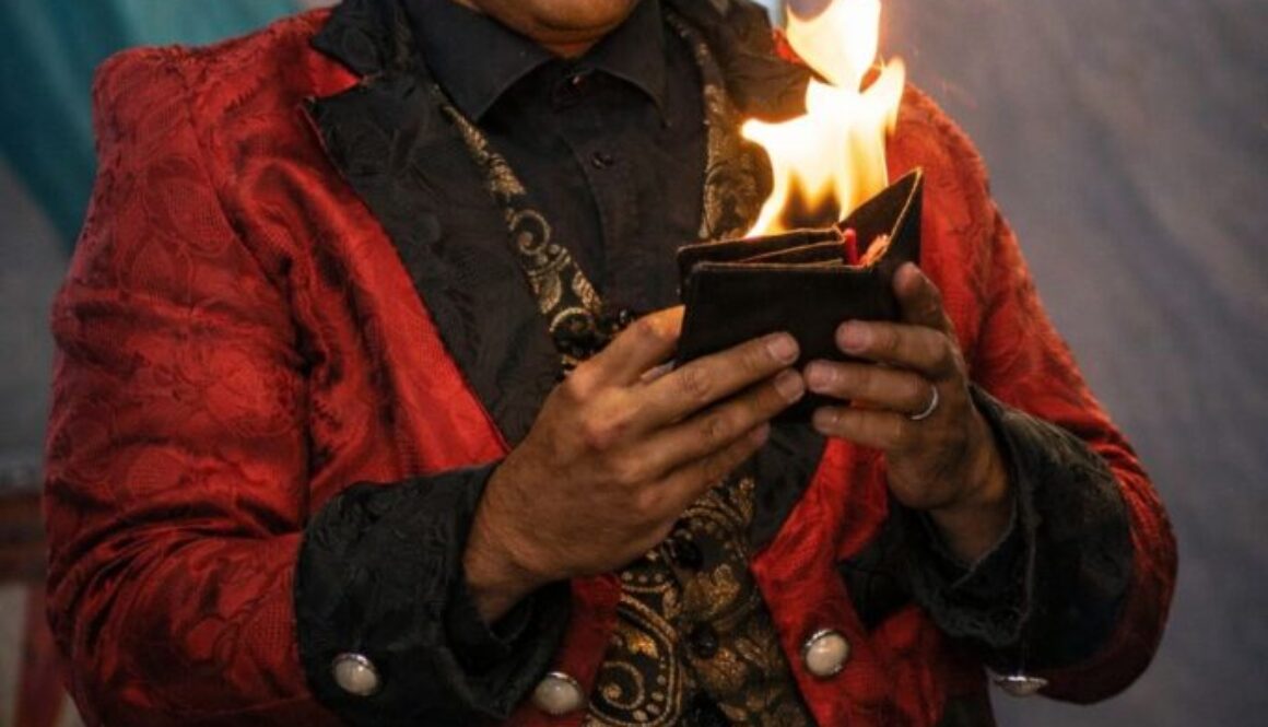 Quem tem mágica, não precisa de truques - com Mago Niko no Teatro SESC Joinville - 22 agosto de 2026